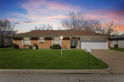 1118 Cozby Street E, Benbrook, TX 76126 - Photo 1