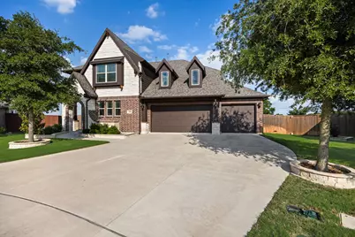 1128 English Oak Court, Burleson, TX 76028 - Photo 1