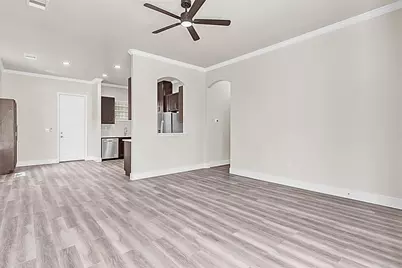 407 Henderson Street, Bonham, TX 75418 - Photo 6
