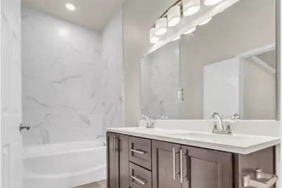 407 Henderson Street, Bonham, TX 75418 - Photo 20