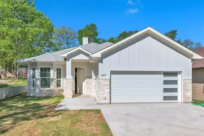 407 Henderson Street, Bonham, TX 75418 - Photo 1