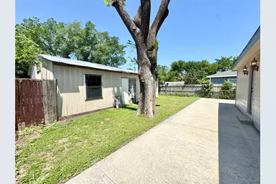 1705 Oak Lea Drive, Irving, TX 75061 - Photo 32