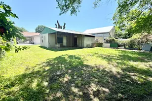 1705 Oak Lea Dr, Irving, TX 75061 - Photo 34