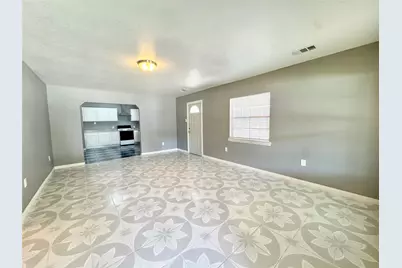 1705 Oak Lea Drive, Irving, TX 75061 - Photo 8