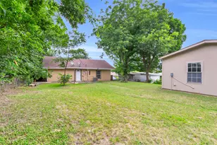 918 Garden Dr, Garland, TX 75040 - Photo 24