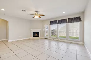 540 Calliopsis St, Little Elm, TX 75068 - Photo 4