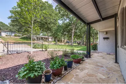 1506 Briarwood Boulevard, Arlington, TX 76013 - Photo 4