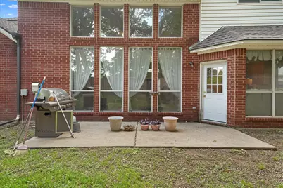 6707 Forest Park Drive, Arlington, TX 76001 - Photo 28