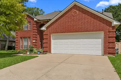 6707 Forest Park Drive, Arlington, TX 76001 - Photo 2