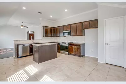 377 Coral Vine Lane, Burleson, TX 76028 - Photo 22