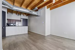 928 Lipscomb St, Fort Worth, TX 76104 - Photo 8