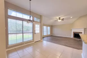 1604 Knoll Ridge Cir, Corinth, TX 76210 - Photo 24
