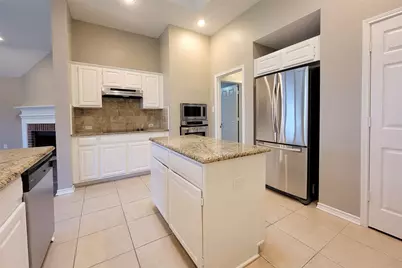 1604 Knoll Ridge Circle, Corinth, TX 76210 - Photo 18