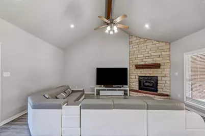 1466 Oakwood Drive, Stephenville, TX 76401 - Photo 8