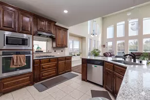 2555 Hannah Circle, Frisco, TX 75033 - Photo 8