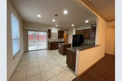 532 Baverton Lane, Fort Worth, TX 76052 - Photo 6