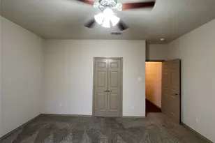 532 Baverton Ln, Fort Worth, TX 76052 - Photo 20