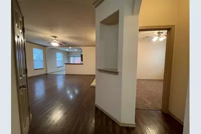 532 Baverton Lane, Fort Worth, TX 76052 - Photo 2