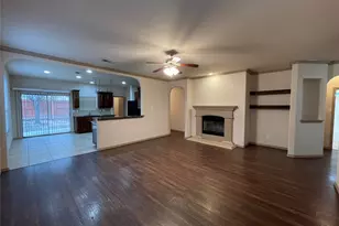 532 Baverton Ln, Fort Worth, TX 76052 - Photo 4
