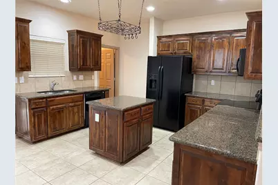 532 Baverton Lane, Fort Worth, TX 76052 - Photo 10