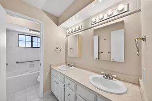 12708 Whispering Hills Dr, Dallas, TX 75243 - Photo 28