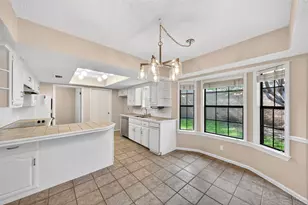 12708 Whispering Hills Dr, Dallas, TX 75243 - Photo 14
