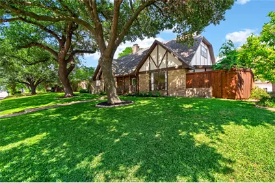 12708 Whispering Hills Drive, Dallas, TX 75243 - Photo 32