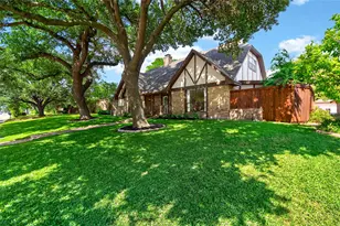 12708 Whispering Hills Dr, Dallas, TX 75243 - Photo 32