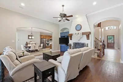 5205 Balmoral Lane, Flower Mound, TX 75028 - Photo 6