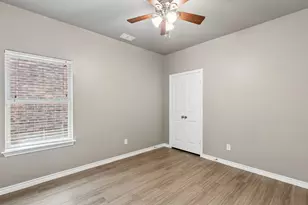 1020 Yarrow St, Little Elm, TX 75068 - Photo 20
