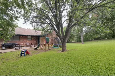 1318 Halifax Street, Grand Prairie, TX 75050 - Photo 12
