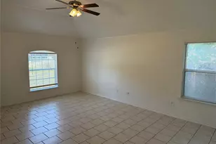 5500 David Strickland Rd, Fort Worth, TX 76119 - Photo 6