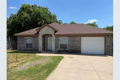 5500 David Strickland Road, Fort Worth, TX 76119 - Photo 2