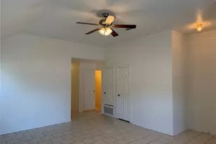 5500 David Strickland Rd, Fort Worth, TX 76119 - Photo 4