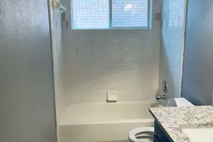 4513 Normandy Way, Grand Prairie, TX 75052 - Photo 36