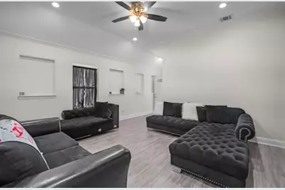2114 Volga Avenue, Dallas, TX 75216 - Photo 8
