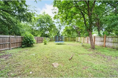 2114 Volga Avenue, Dallas, TX 75216 - Photo 26