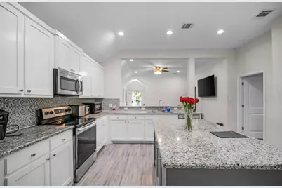 2114 Volga Avenue, Dallas, TX 75216 - Photo 10