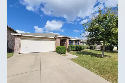 1725 Carolina Ridge Way, Fort Worth, TX 76247 - Photo 18