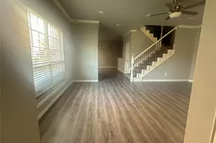 2349 Homewood Ln, Grand Prairie, TX 75050 - Photo 6