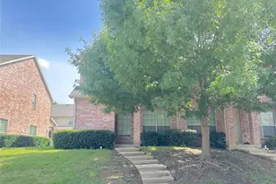 2349 Homewood Ln, Grand Prairie, TX 75050 - Photo 24