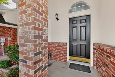 1609 Masters Drive, DeSoto, TX 75115 - Photo 4