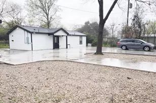 1312 Broadway St, Denton, TX 76201 - Photo 2