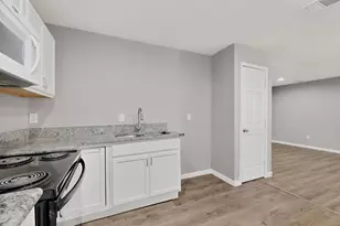 1305-A NW 14th St, Grand Prairie, TX 75050 - Photo 14