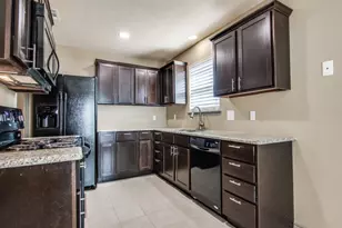 7716 Sable Ln, North Richland Hills, TX 76182 - Photo 6