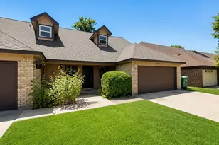 7716 Sable Ln, North Richland Hills, TX 76182 - Photo 2