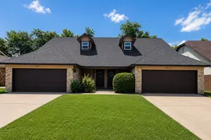 7716 Sable Ln, North Richland Hills, TX 76182 - Photo 1