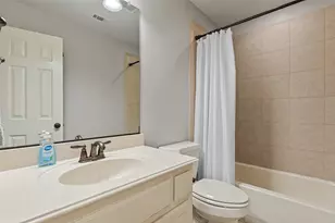 8105 Blue Hole Ct, McKinney, TX 75070 - Photo 32