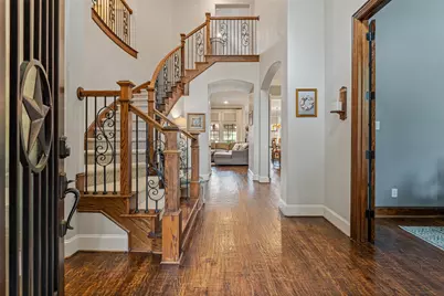 8105 Blue Hole Court, McKinney, TX 75070 - Photo 8
