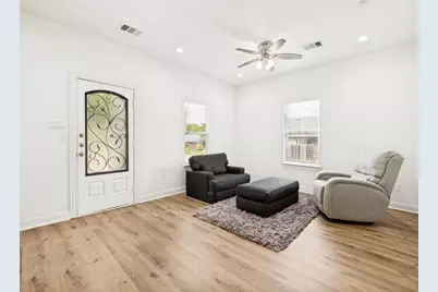 1028 Claude Street, Dallas, TX 75203 - Photo 2